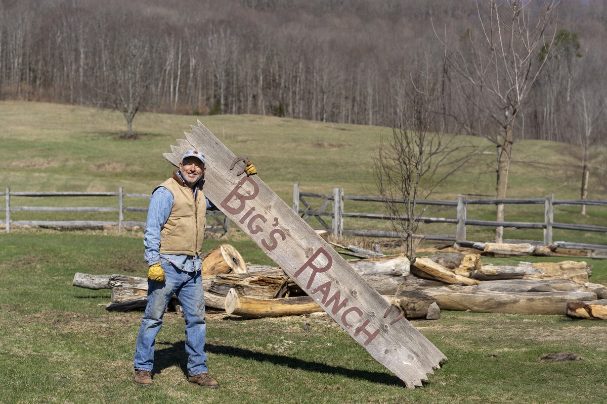 Fazendeiro ex poderoso das revistas conheça o homem que inspirou Mr Big de Sex and the city