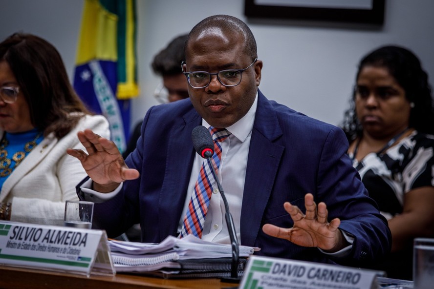 Silvio Almeida Entenda O Que O Me Too Brasil Movimento Que Denunciou Ass Dio Sexual De Ministro