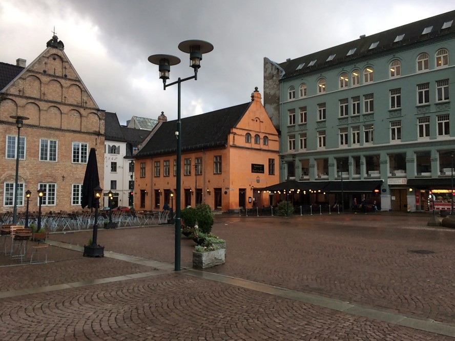 Duas Pessoas Morrem Em Ataque A Tiros Em Boate Gay Em Oslo Pol Cia Fala Em Feridos