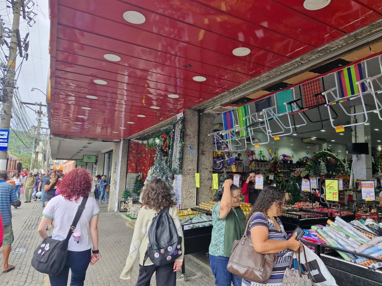 Comércio de Niterói prevê alta nas vendas para o Dia das Mães