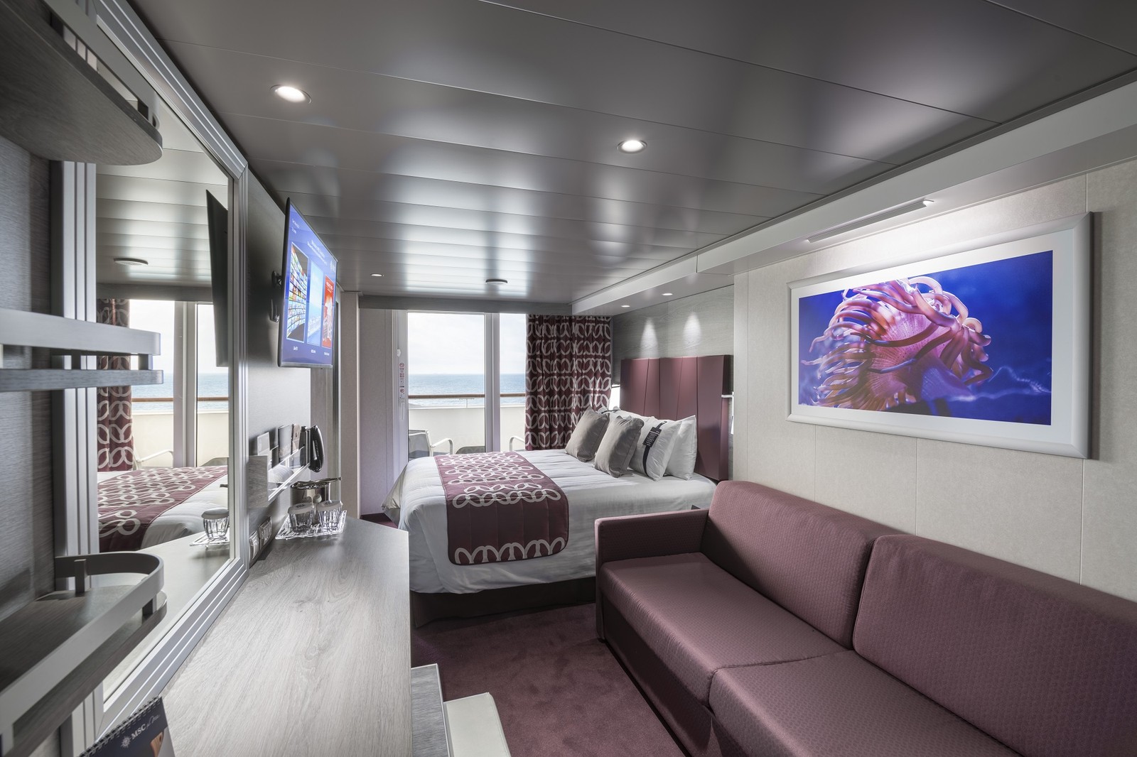 Uma das cabines com varanda do MSC Grandiosa, o maior navio de cruzeiros que já veio ao Brasil — Foto: Divulgação / MSC Cruzeiros