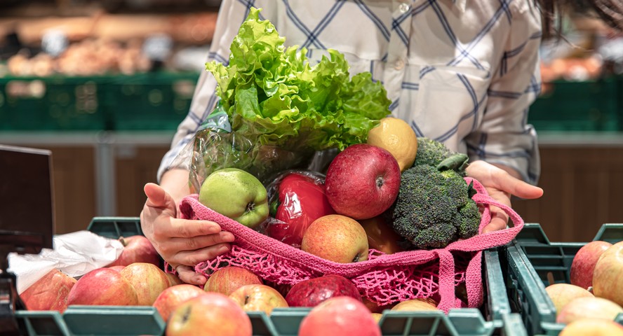 Pesquisa estabelece os alimentos mais saudáveis, que não podem faltar na lista do supermercado