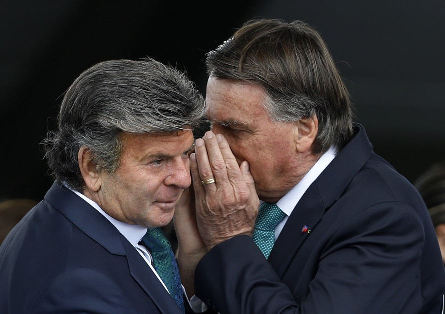 Alvo de ataques de Bolsonaro no passado, Fux dá único voto a favor do ex-presidente no STF