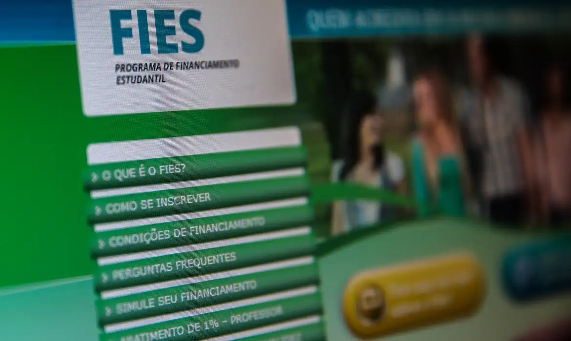 Fies: entenda como será a renegociação de dívidas do crédito universitário e como aderir