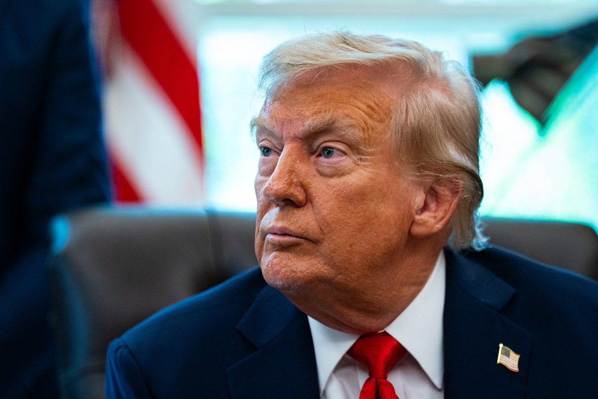 Trump quer retaliar países que impõem taxas sobre gigantes da tecnologia americana
