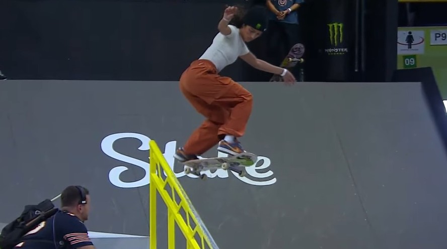 Rayssa Leal &eacute; tetracampe&atilde; no Skate