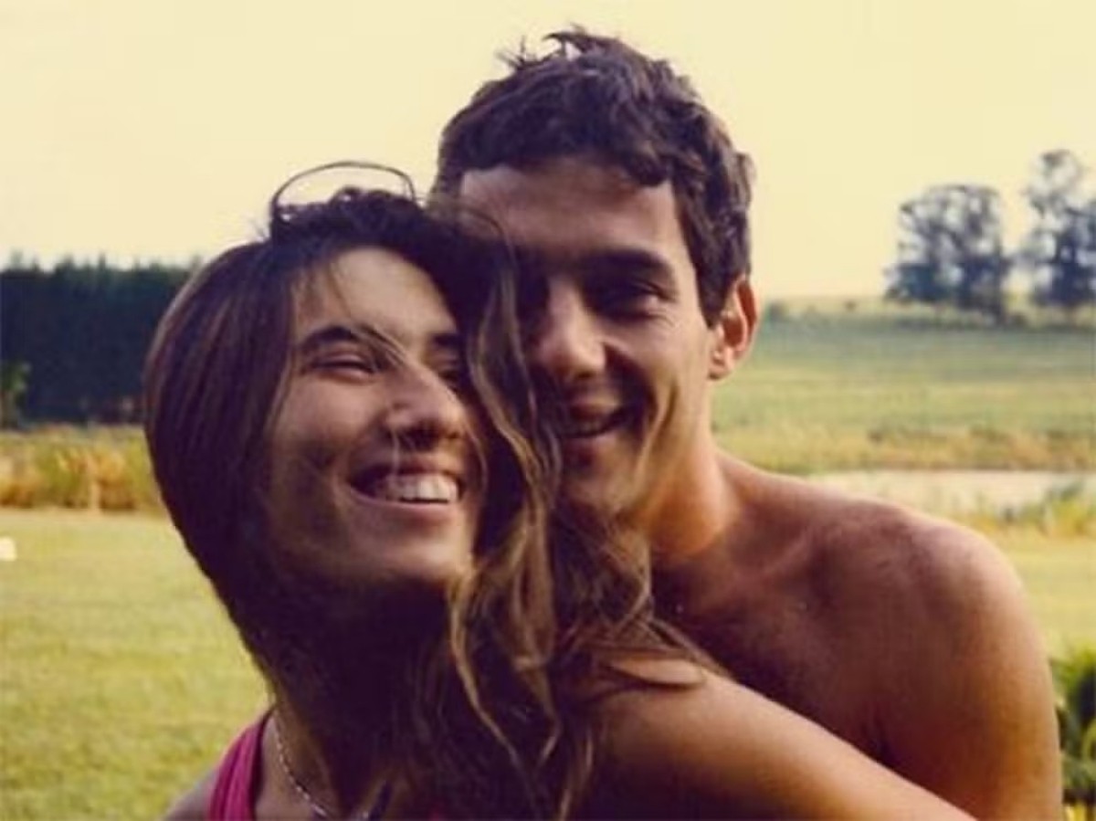 Adriane Galisteu cita vontade de contar história ao lado de Ayrton