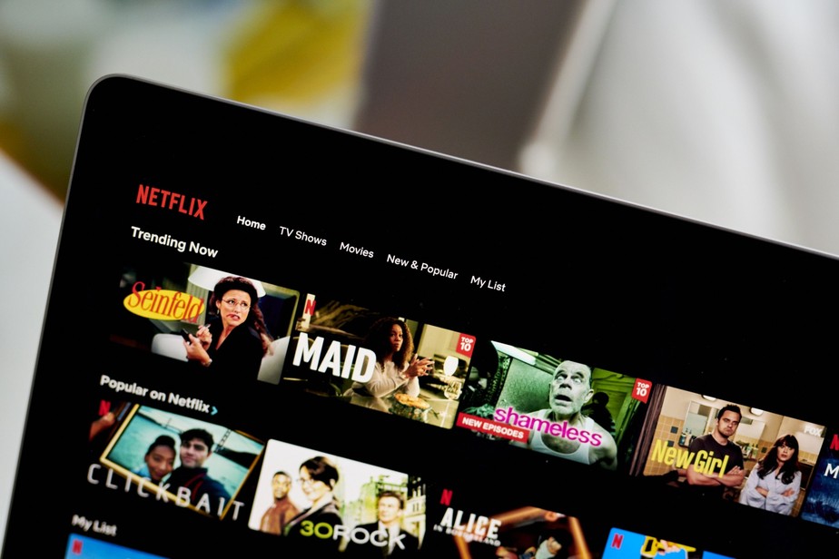 Netflix cobrará 'extra' de usuários na América Latina que usarem conta em  mais de uma casa – Rádio Cidade Verão