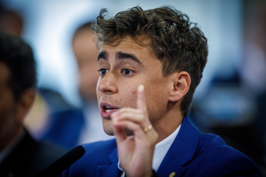 Nikolas Ferreira é condenado a indenizar artista por vídeo divulgado no  Telegram