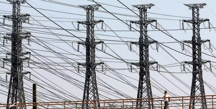 Setor esperava leilão de reserva de capacidade há três anos. Realizado em março, foi alvo de ações no TCU, Justiça Federal, MPF e no Cade