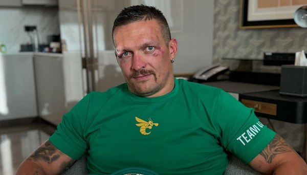 Campeão mundial de boxe promete dinheiro a atletas ucranianos que ganharem medalha