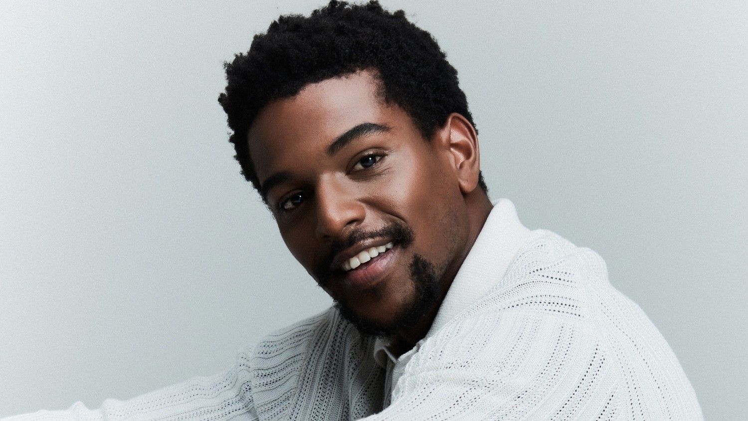 Protagonista de 'A Nobreza do Amor', Ronald Sotto fala sobre trajetória e representatividade na TV: 'Não quero ser exceção'