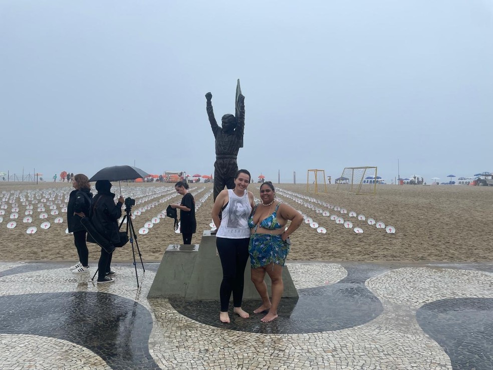 A paulista Aline Carla Pereira, à direita — Foto: Ana Clara Sancho/Agência O Globo