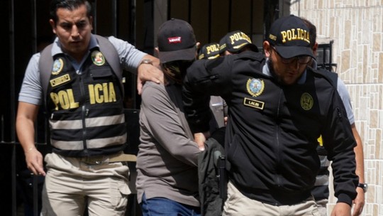 Justiça ordena libertação de irmão da presidente do Peru, preso em caso de suposta corrupção