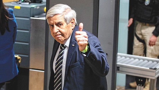 Imagem inserida automaticamente