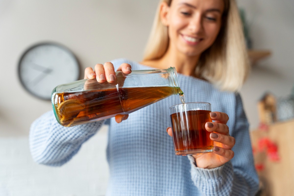 Kombucha: Descubra os Benefícios e Impactos na Saúde