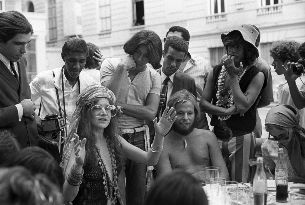 Entrevista da cantora Janis Joplin no Hotel Copacabana Palace em 1970. — Foto: Arquivo / Agência O Globo