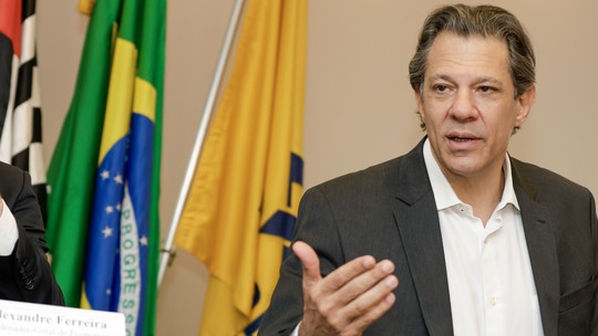 Melhora da trajetória da dívida deve favorecer notas de crédito do Brasil, diz Haddad