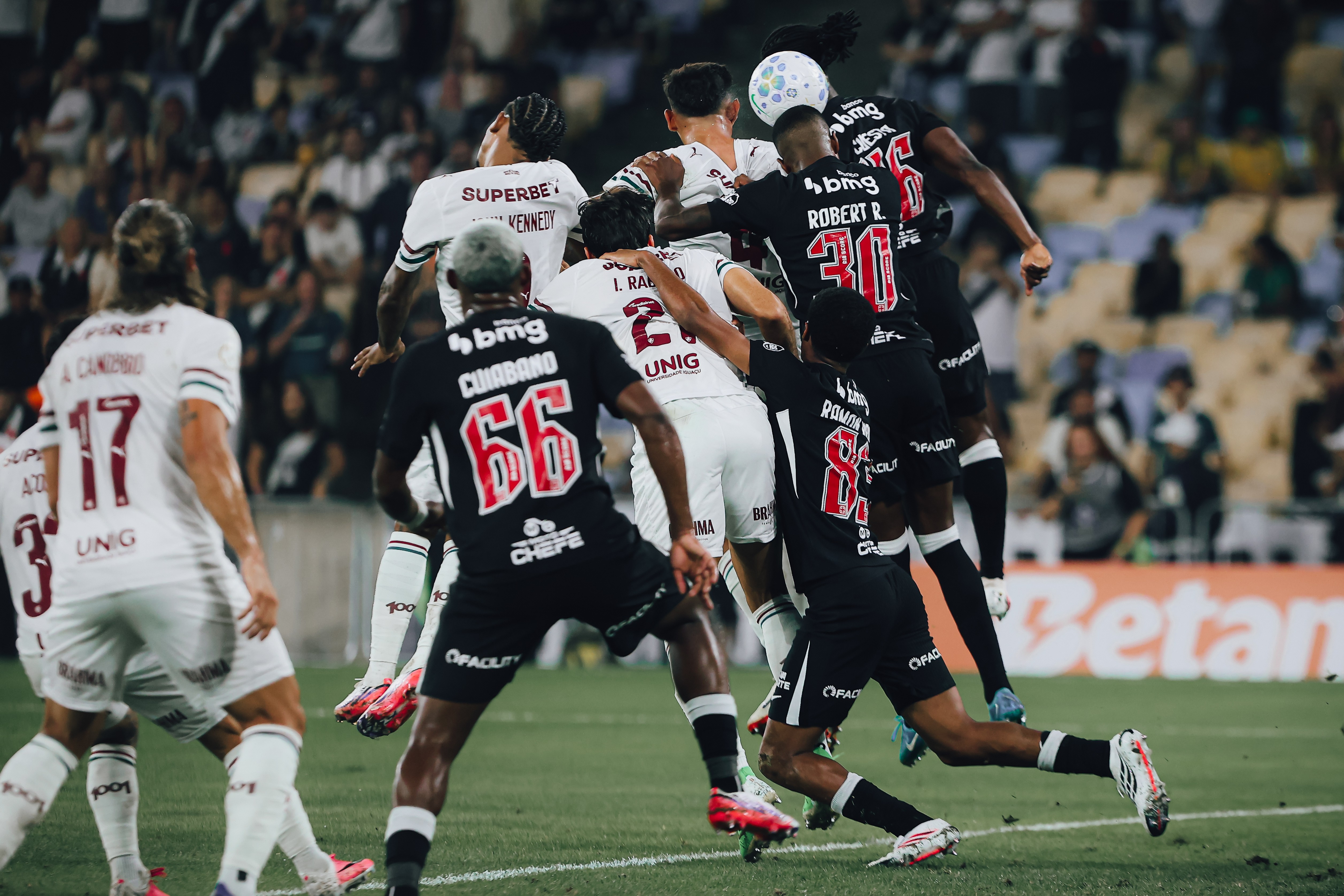 Vasco e Fluminense fazem clássico intenso, empatam e deixam vaga em aberto na Copa do Brasil - QTU Questões do Universo