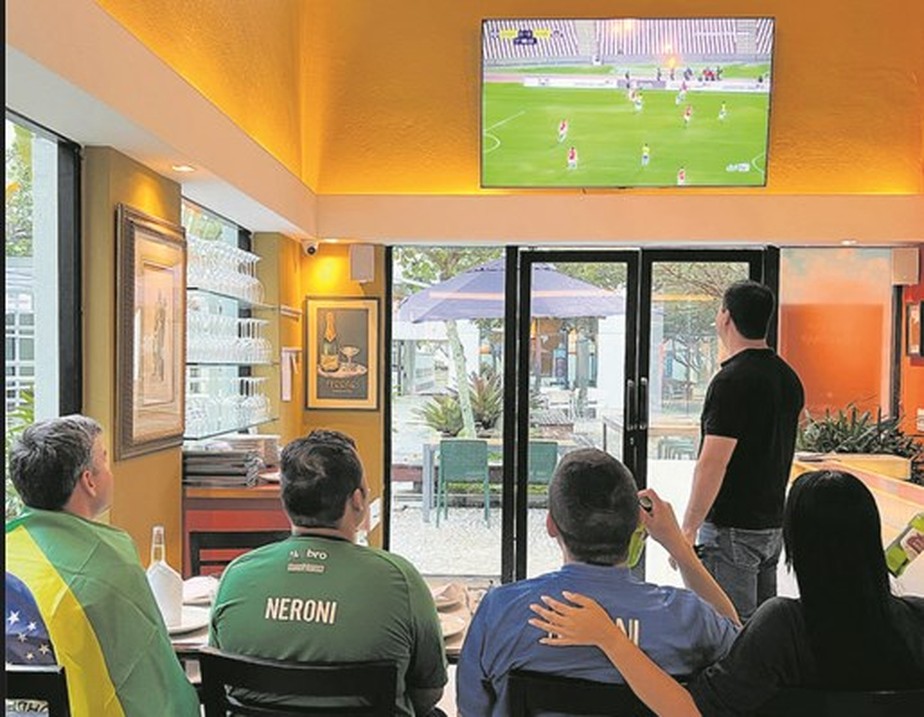 Aplicativo informa bares que vão transmitir jogos de futebol