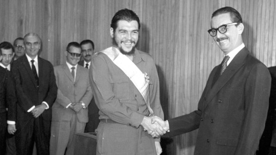 Como visita de Che Guevara levou à renúncia de um presidente do Brasil?