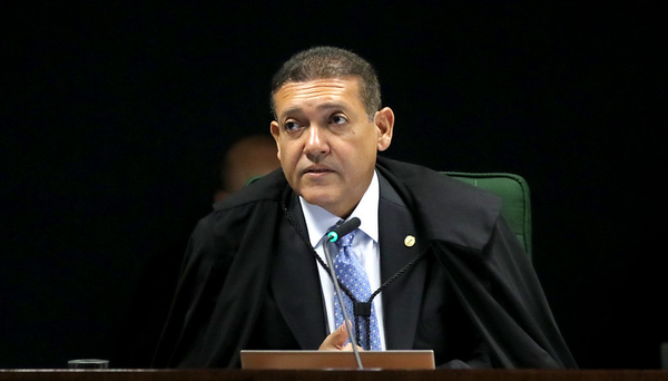 'Expressão de baixo calão' não é injúria, diz Nunes Marques ao rejeitar ação contra Zambelli