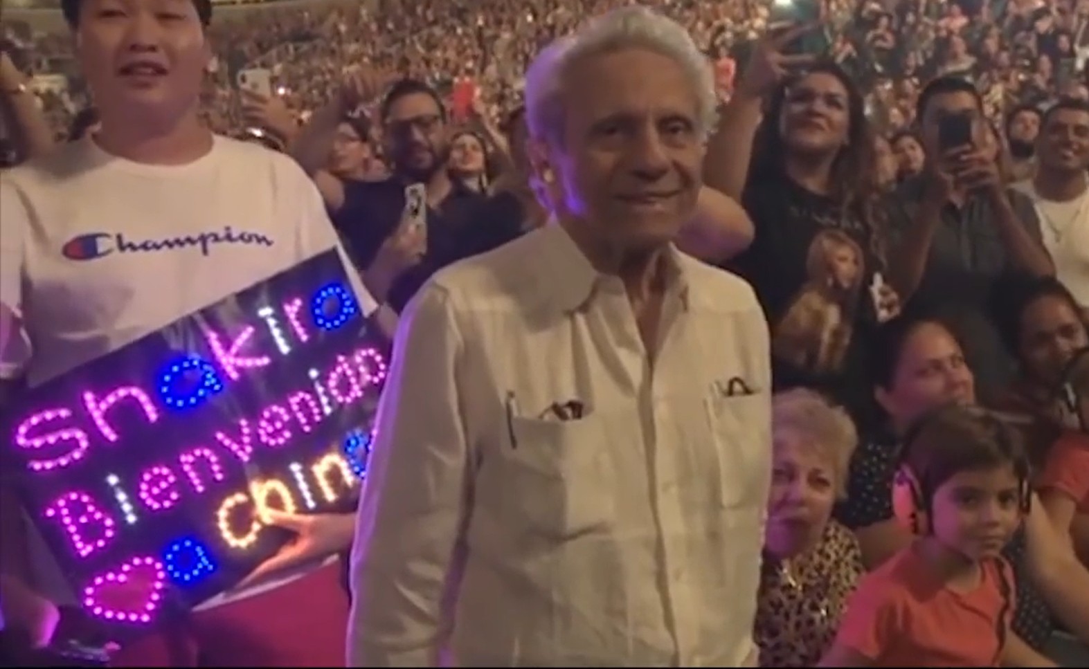 Pai de Shakira sofre isquemia e é internado em Bogotá horas antes do show em Copacabana
