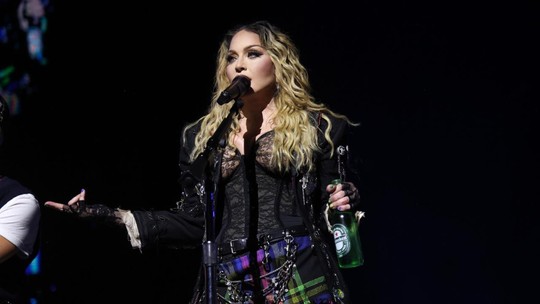 Merchand ou ação espontânea: entenda como a Heineken foi parar nas mãos da Madonna