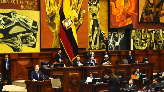 Guillermo Lasso alega inocência em suposto caso de peculato antes de julgamento político no Equador