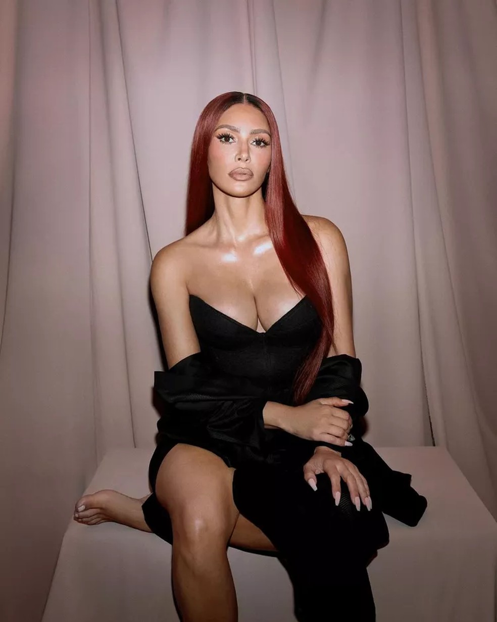 Kim Kardashian também já aderiu ao tom — Foto: Reprodução/Instagram