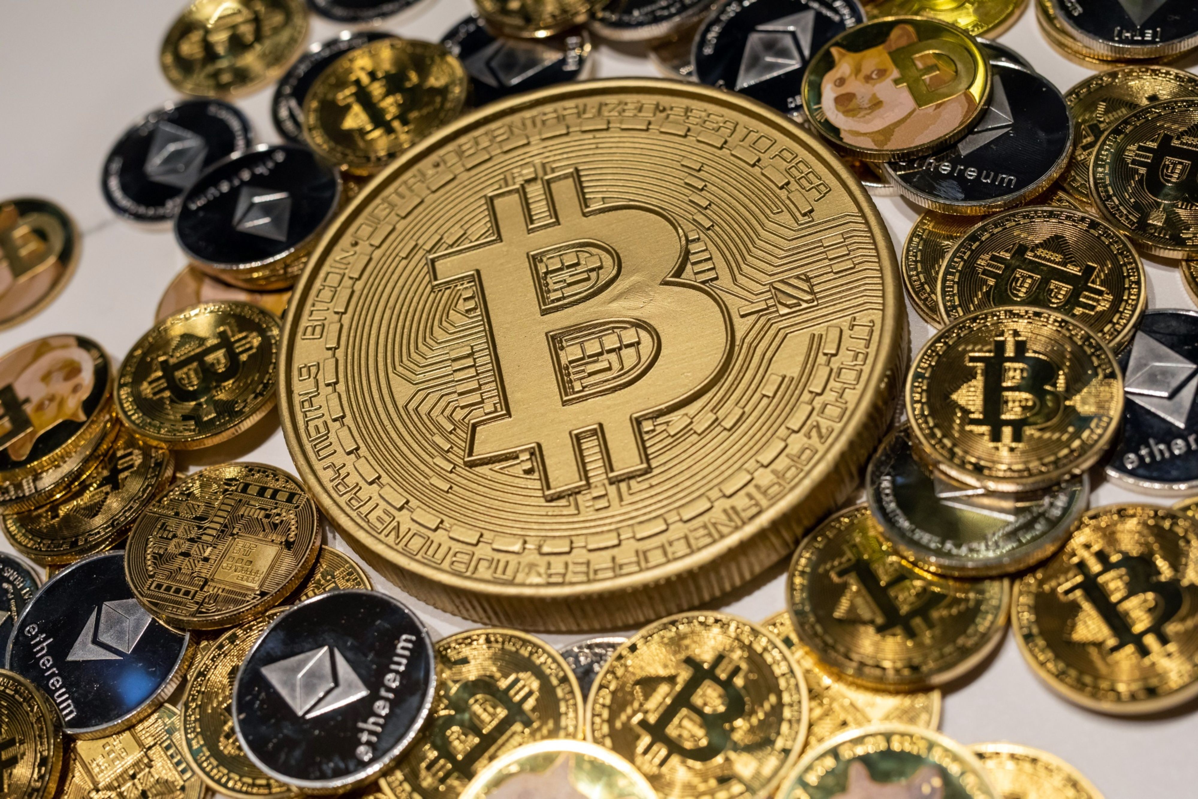Conheça a ex-procuradora dos EUA que investigou criptomoedas e se tornou "rainha" de stablecoins e dólares digitais