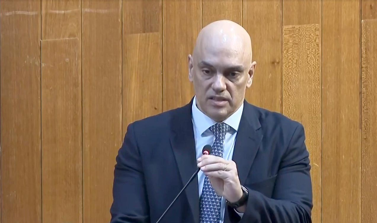 Moraes, do STF, defende regulação das redes para 'volta à normalidade' e 'fim da impunidade'