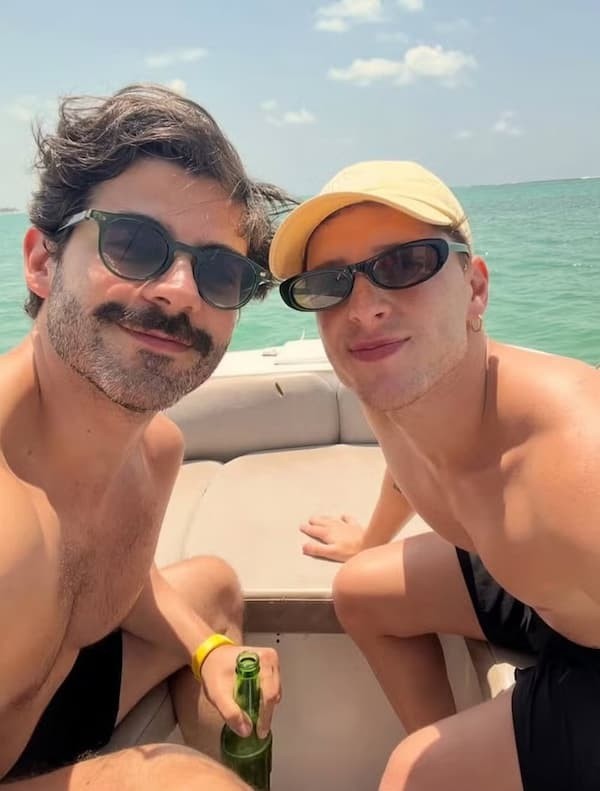 O ator Diego Martins começou a namorar o ator Jessé Scarpellini — Foto: Reprodução/Instagram