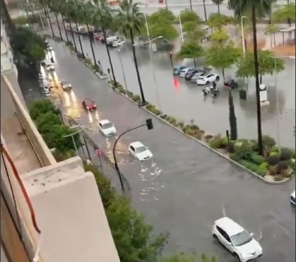 Forte tempestade provoca enchentes e uma morte na Espanha; vídeos