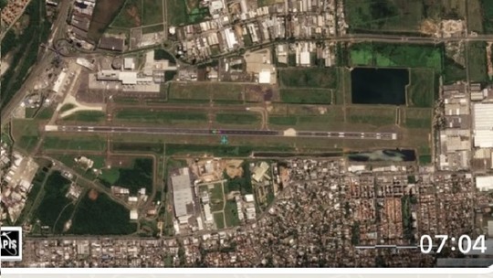 Veja imagens de satélite do Aeroporto Salgado Filho antes e depois da enchente 
