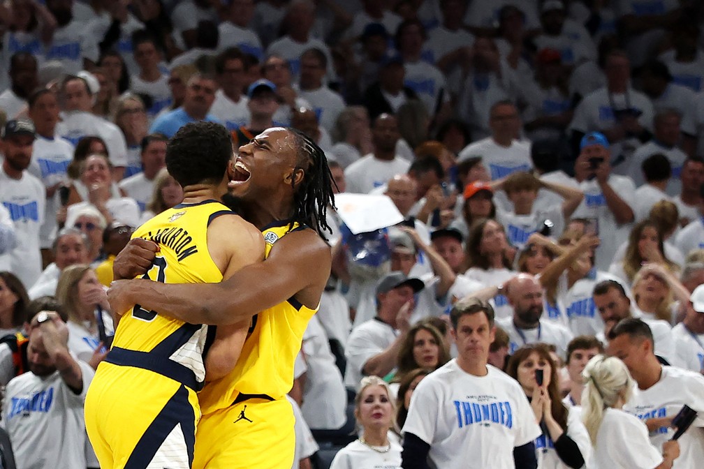 Pacers abrem 1 a 0 na série — Foto: Matthew Stockman/Getty Images/AFP