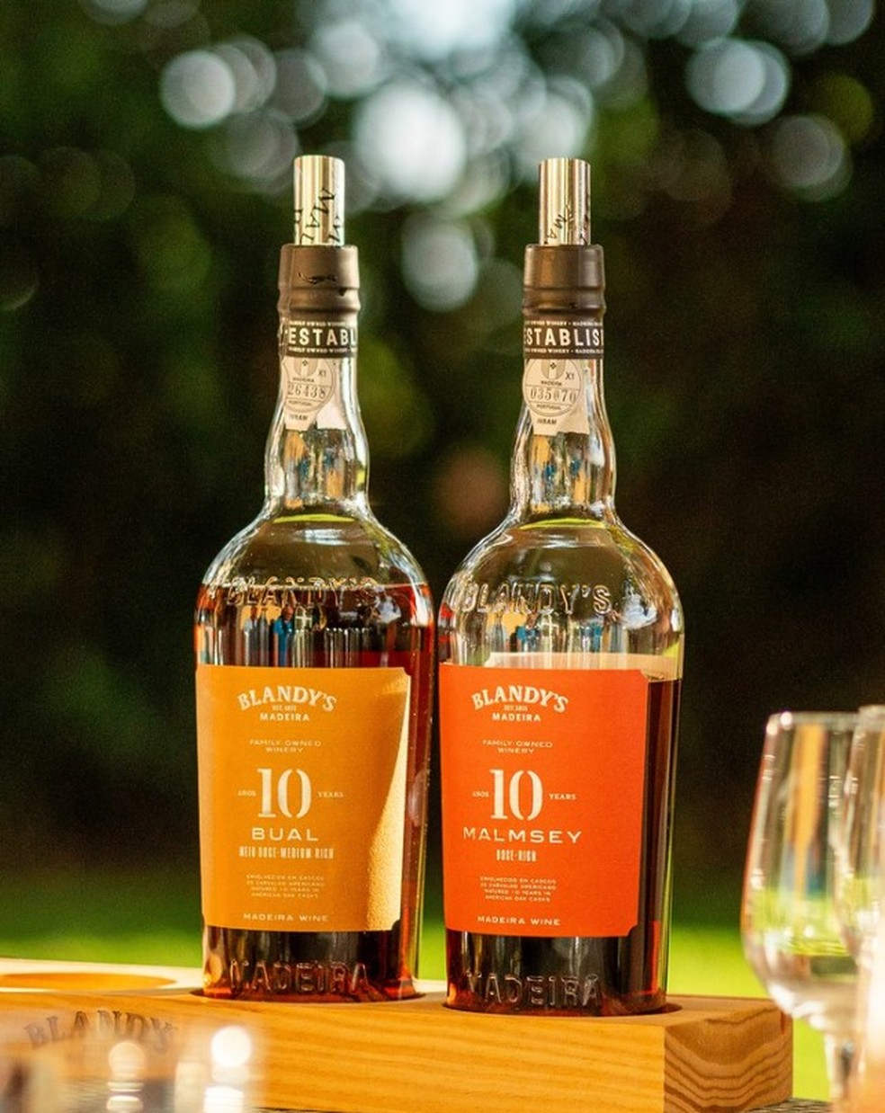 Os vinhos Blandy's 10 Years Bual e Malmsey: sabores da Ilha da Madeira — Foto: Divulgação Blandy's