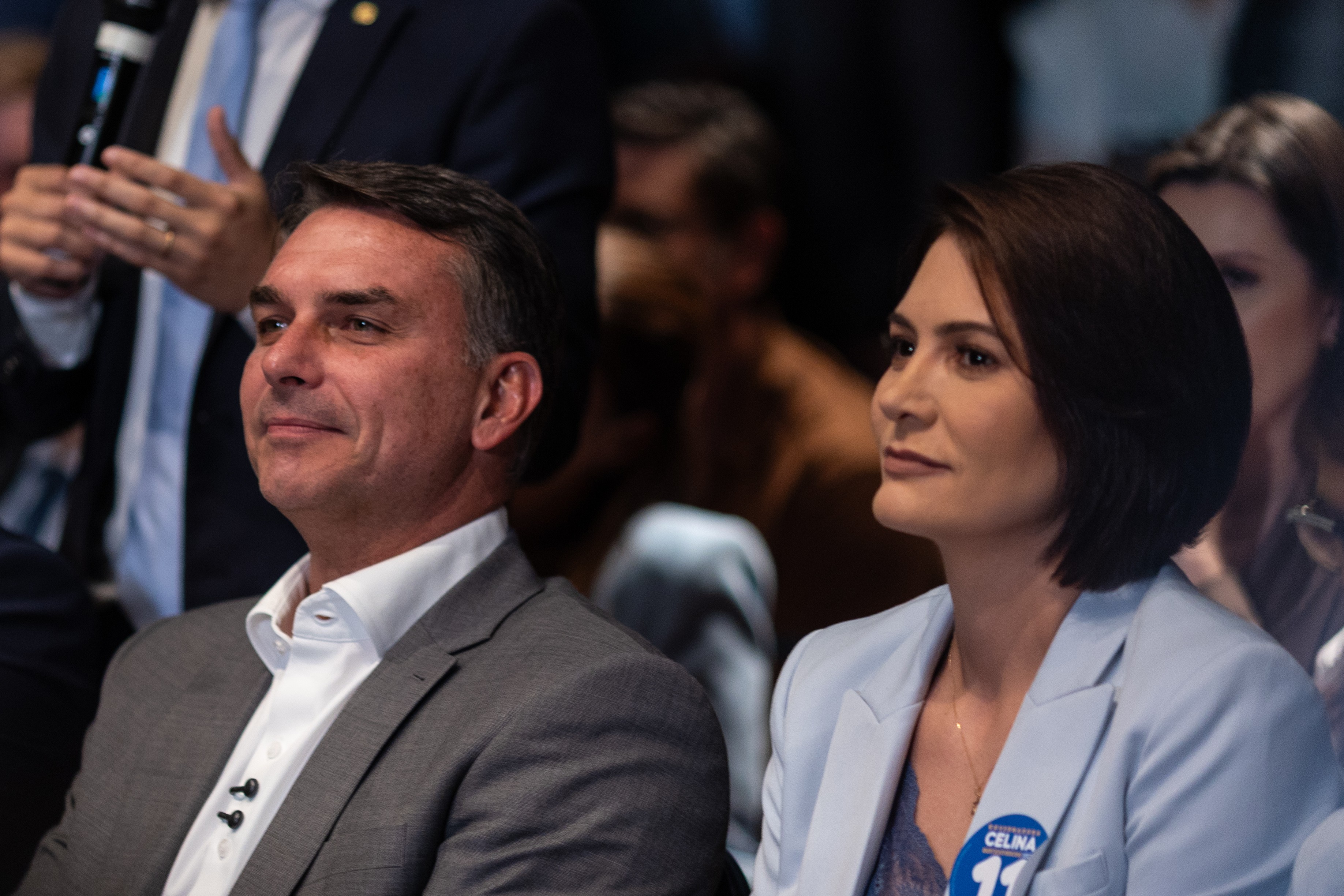 Flávio, Michelle Bolsonaro e o debate da Globo