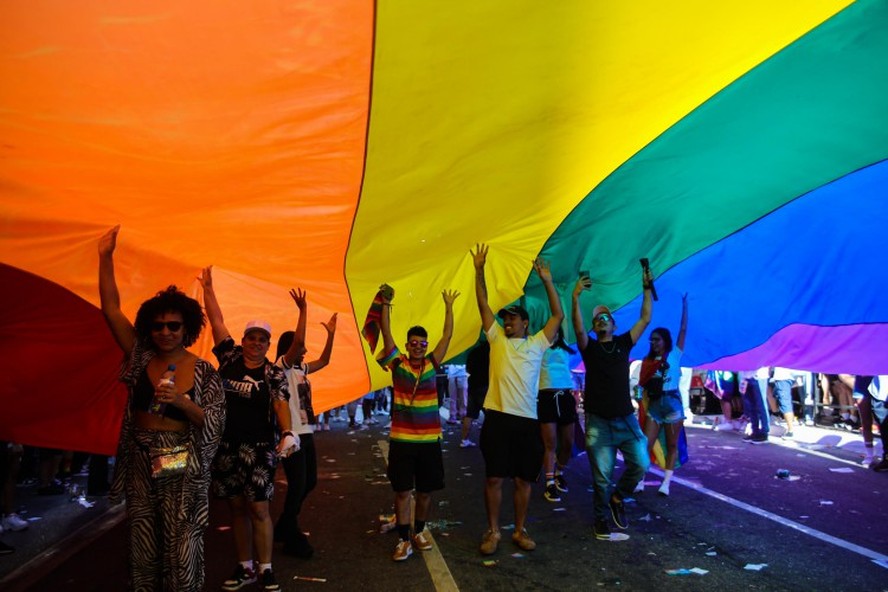 Parada do Orgulho LGBTQIA+ na Avenida Paulista em São Paulo