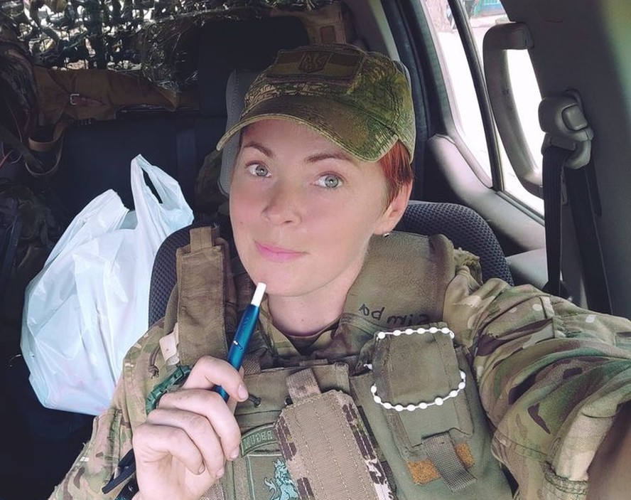 Russa Olga Simonova, de 34 anos, lutava do lado dos ucranianos