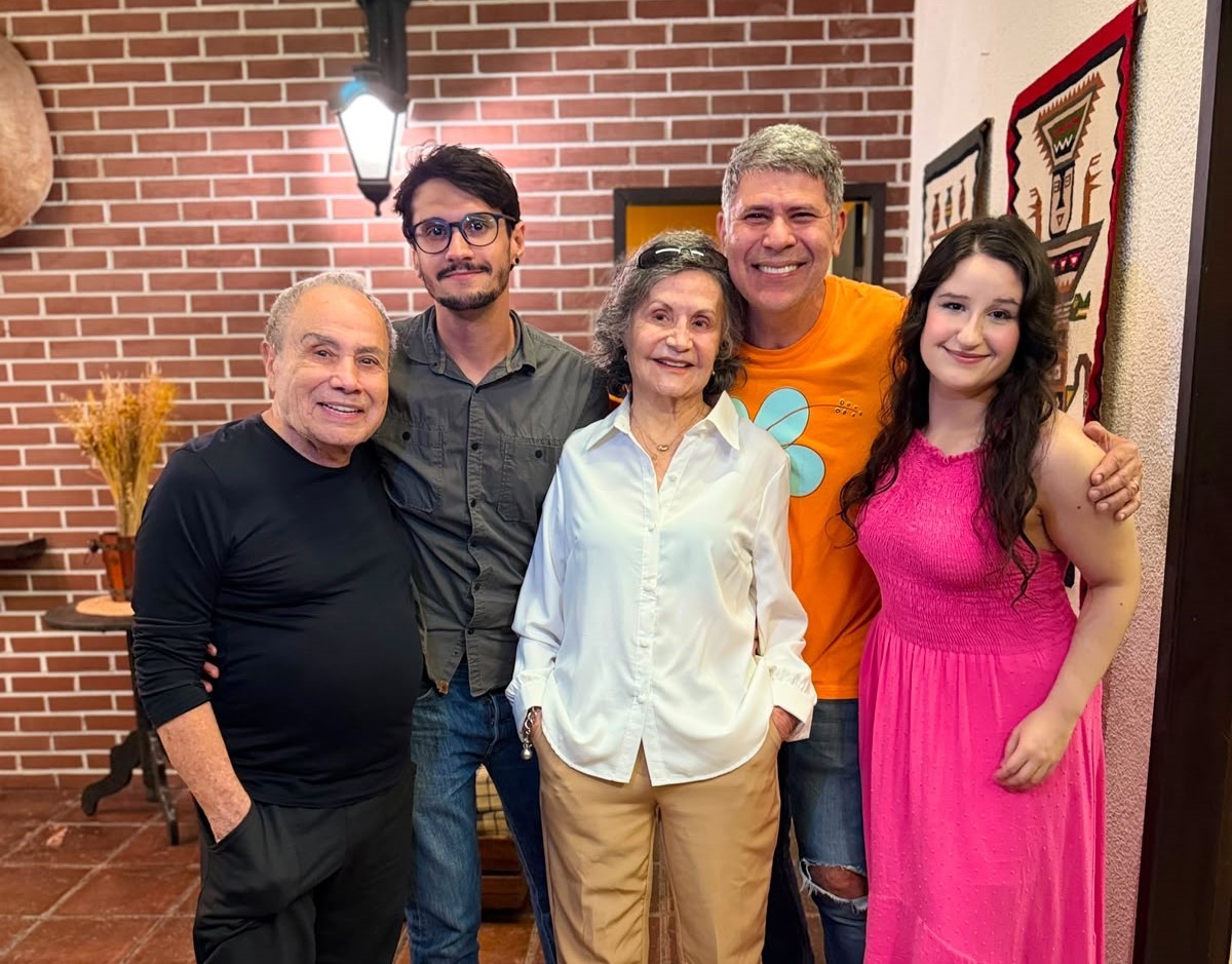 Stenio Garcia e Rosamaria Murtinho farão filme infantojuvenil - QTU Questões do Universo