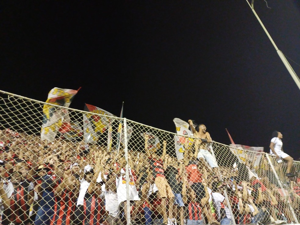 Torcida do Vitória no Barradão — Foto: Vitor Seta