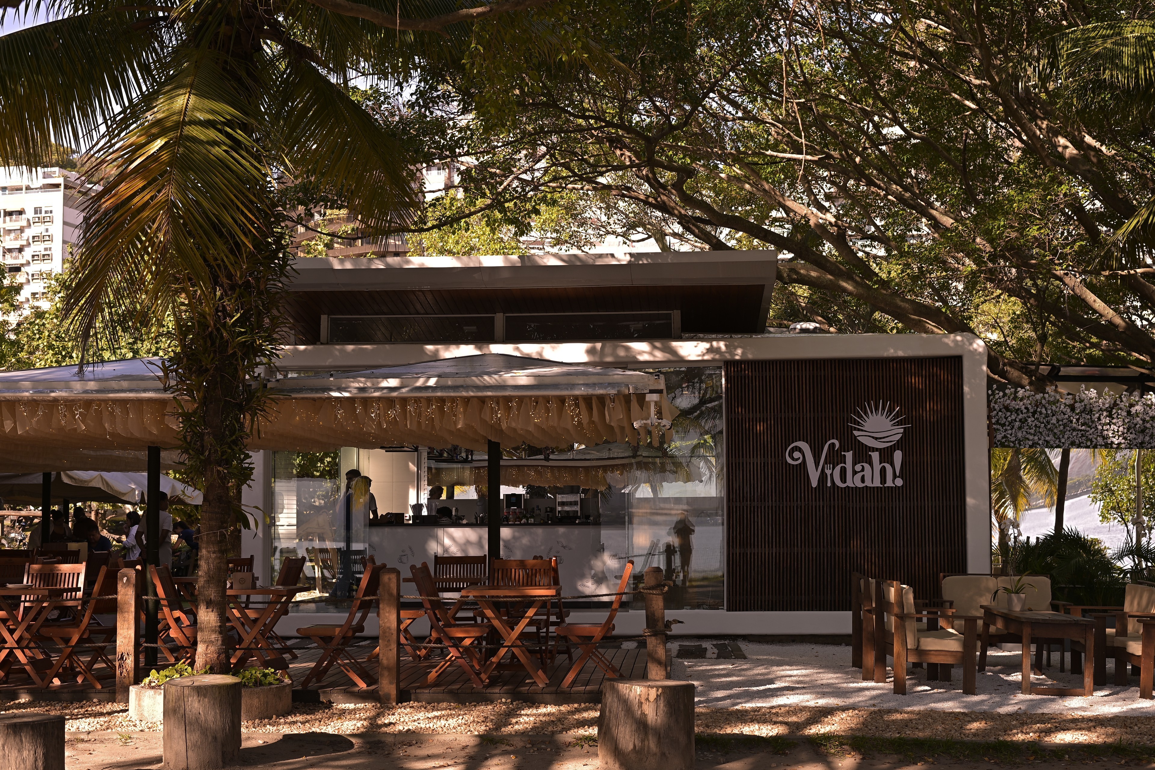 Almoço na Lagoa: quiosques para comer e beber bem na orla
