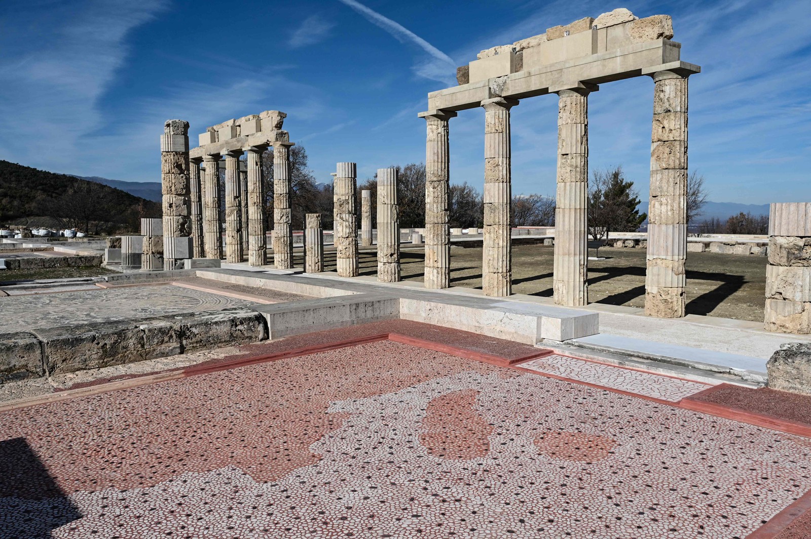 Terreno ocupa uma área de 15.000 m2 perto da cidade de Vergina, que abriga o museu dos túmulos macedônios, incluindo o de Filipe II — Foto: Sakis MITROLIDIS / AFP