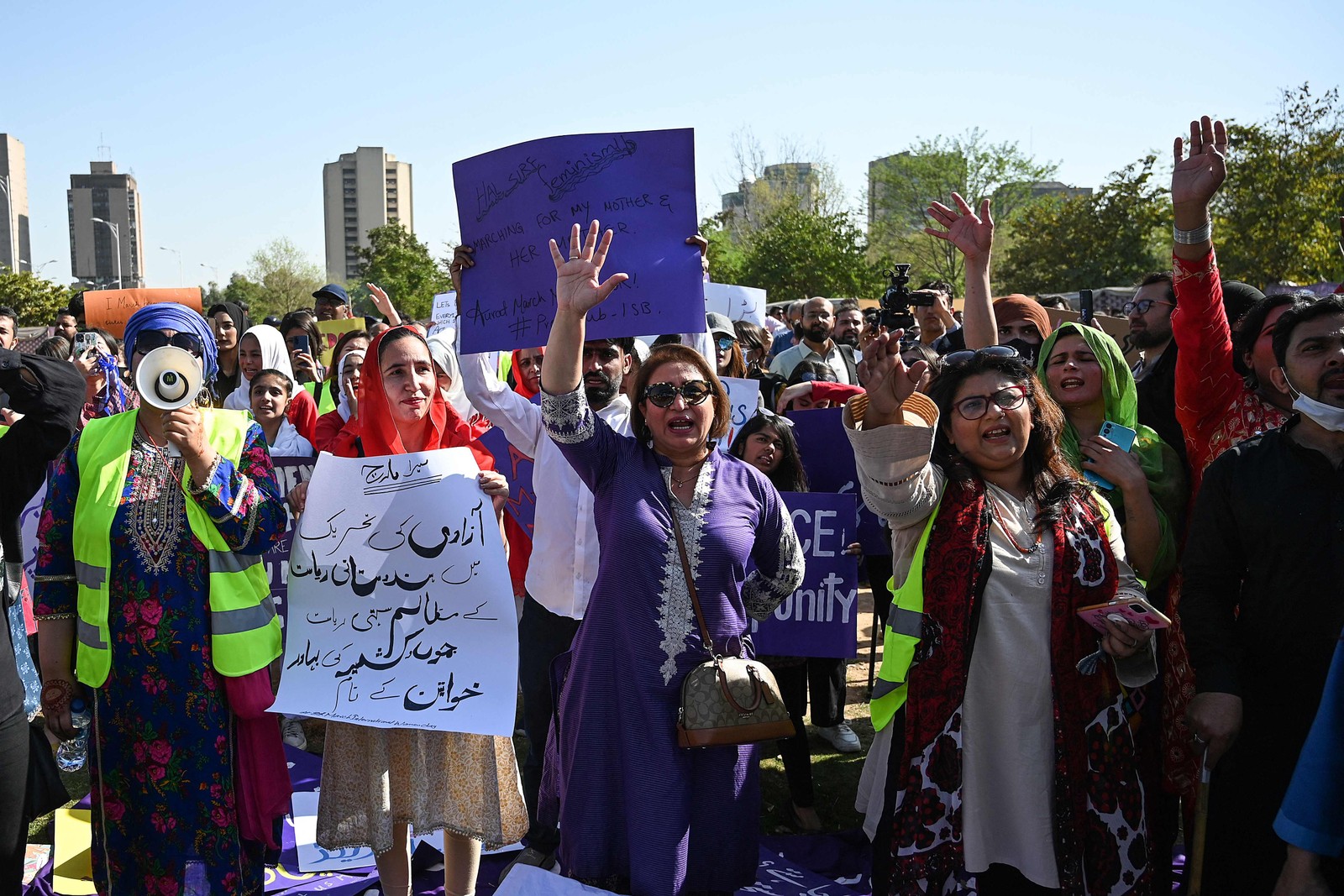 Manifestação para marcar o Dia Internacional da Mulher, em 2023, em Islamabad, no Paquistão. Aamir Qureshi / AFP