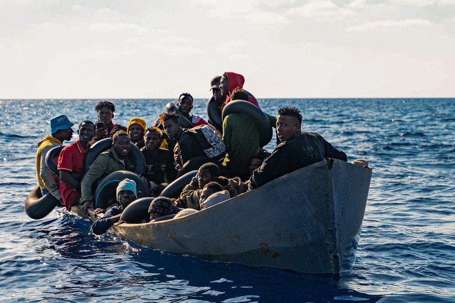 10 náufragos que sofreram horrores no mar, mas sobreviveram para contar -  26/03/2022 - UOL Nossa