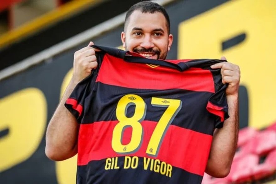Gil do Vigor é torcedor fanático do time pernambucano