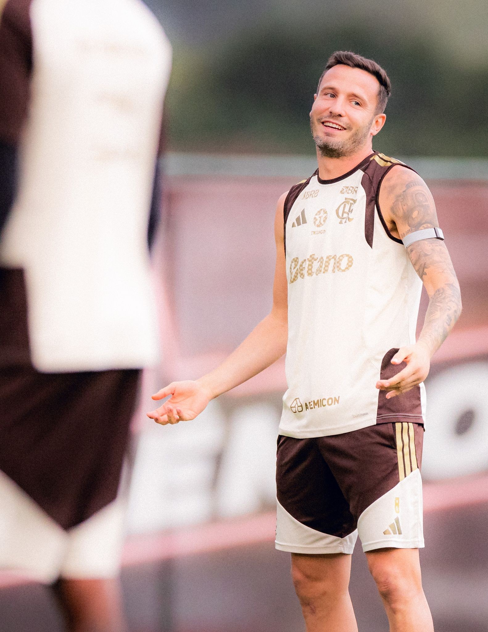 Saúl Ñíguez no Radar: Meia Espanhol Busca Novos Ares e Flamengo Monitora Situação de Peso