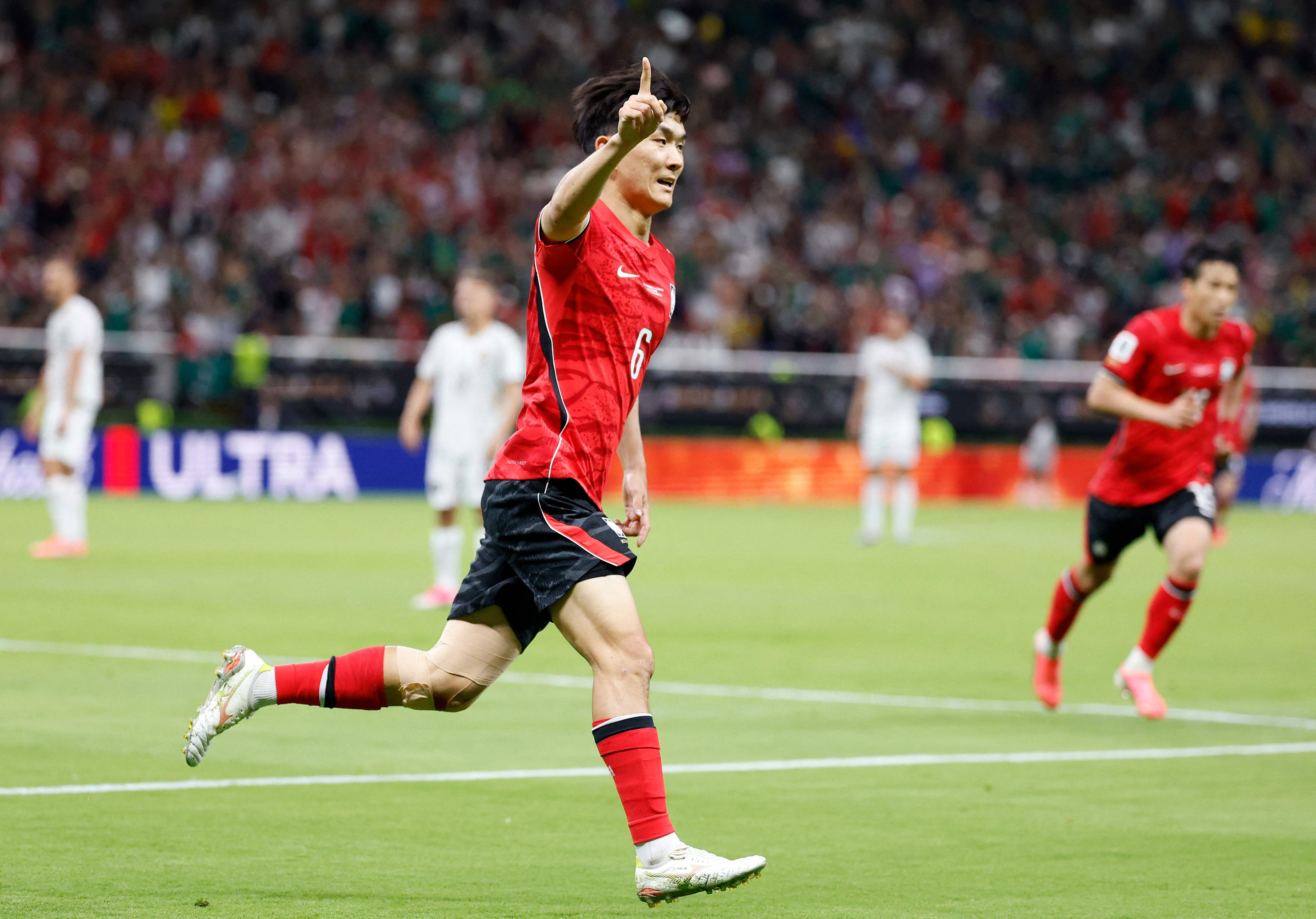 Quem é Hwang In-Beom, destaque da virada da Coreia do Sul so