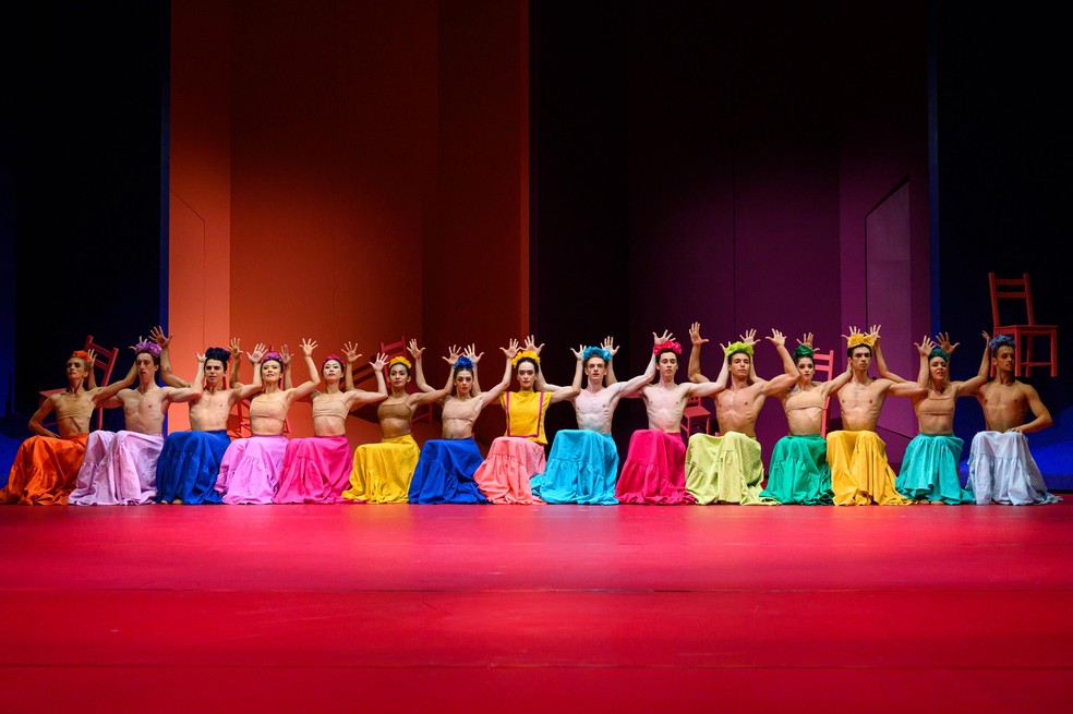 O mundo colorido de Frida Kahlo chega ao Theatro Municipal do Rio com o espetáculo "Frida" — Foto: Divulgação/Tobias Witzgall